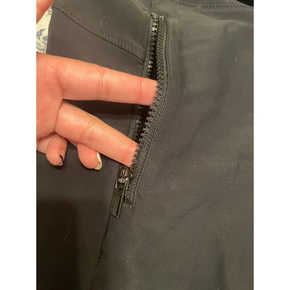 Athleta Headlands Hybrid Trekker Pants Womens Large Black Hiking Commuter Zip